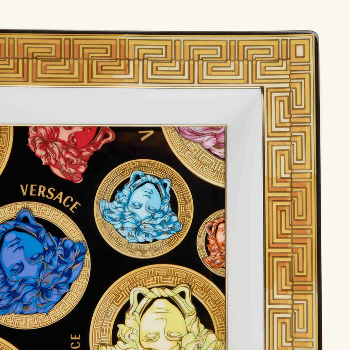Medusa Amplified Trinket Tray Square Green 21cm versace medusa amplified trinket tray square green 21cm