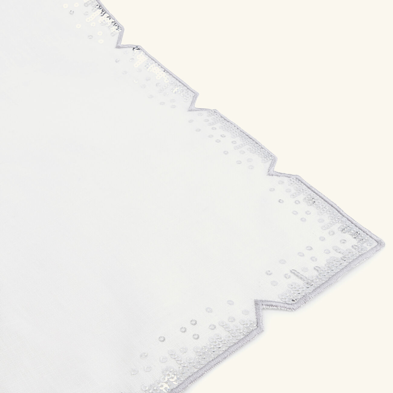 Louxor Napkin White kim seybert louxor napkin white
