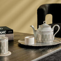 جينوري 1735 إبريق الشاي ماجنيفيكو باللون الذهبي