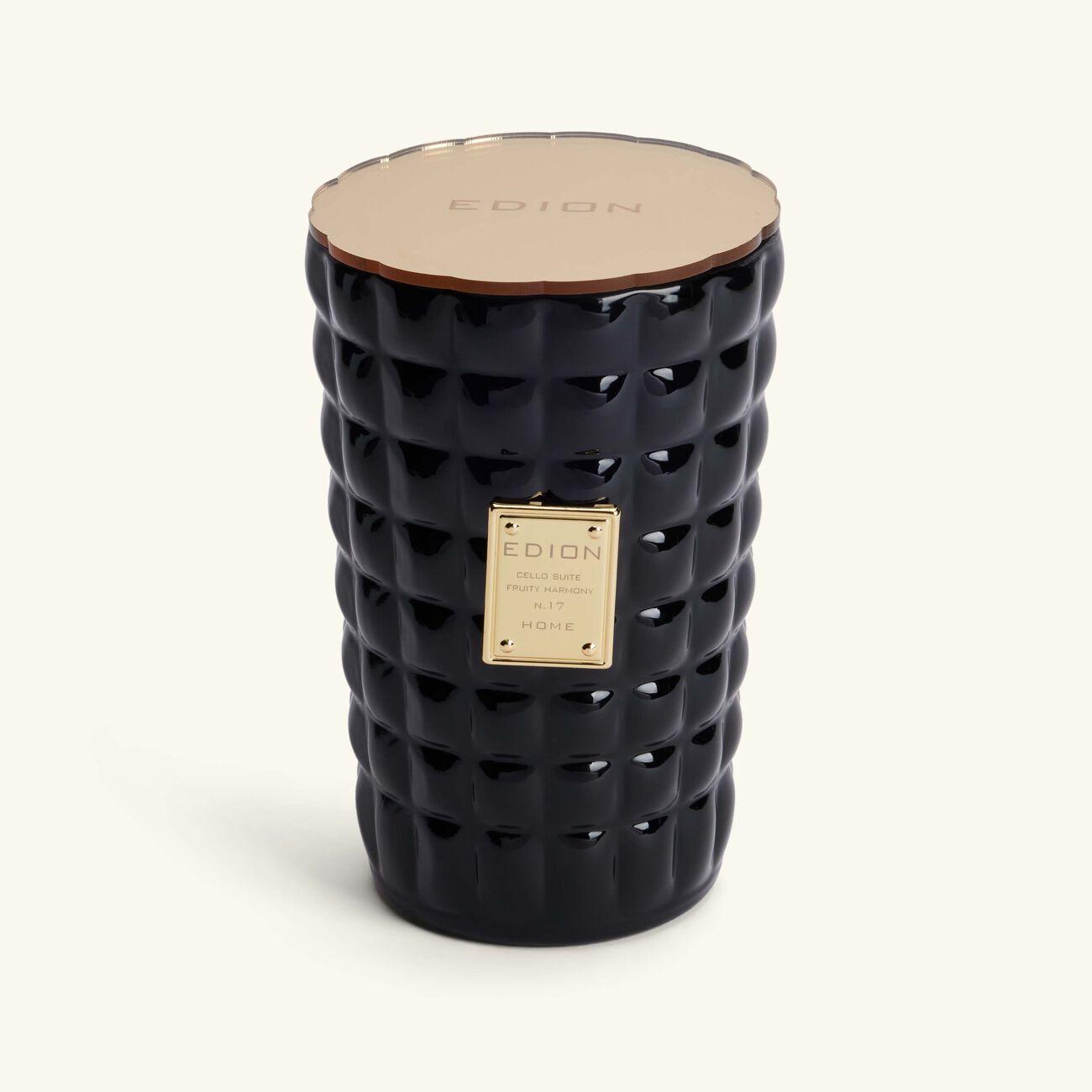 إديون الشمعة العطرية تشيلو سويت نمبر 17 فروتي هارموني نيرو   500 غ