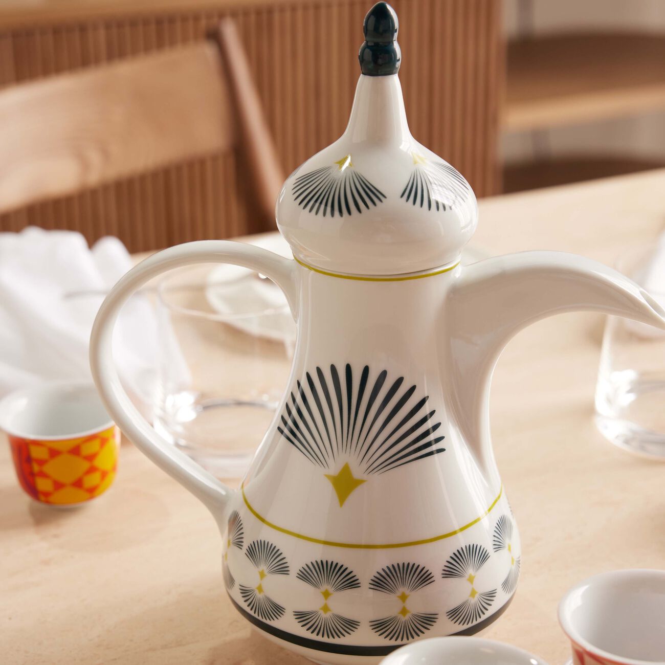 Bahja Dallah & Arabic Coffee Cup Set Of 8 silsal bahja dallah arabic coffee cup set of 8