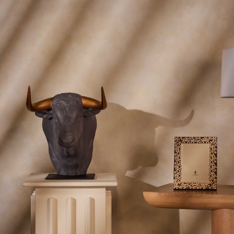 lladro taurus sculpture large black