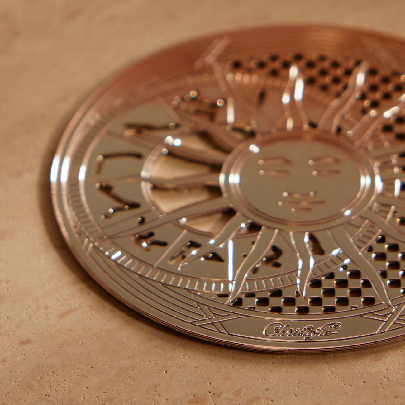 كريستوفل مجموعة من قواعد الأكواب ريڤ كوزميك مكونة من قطعتين باللون الفضي