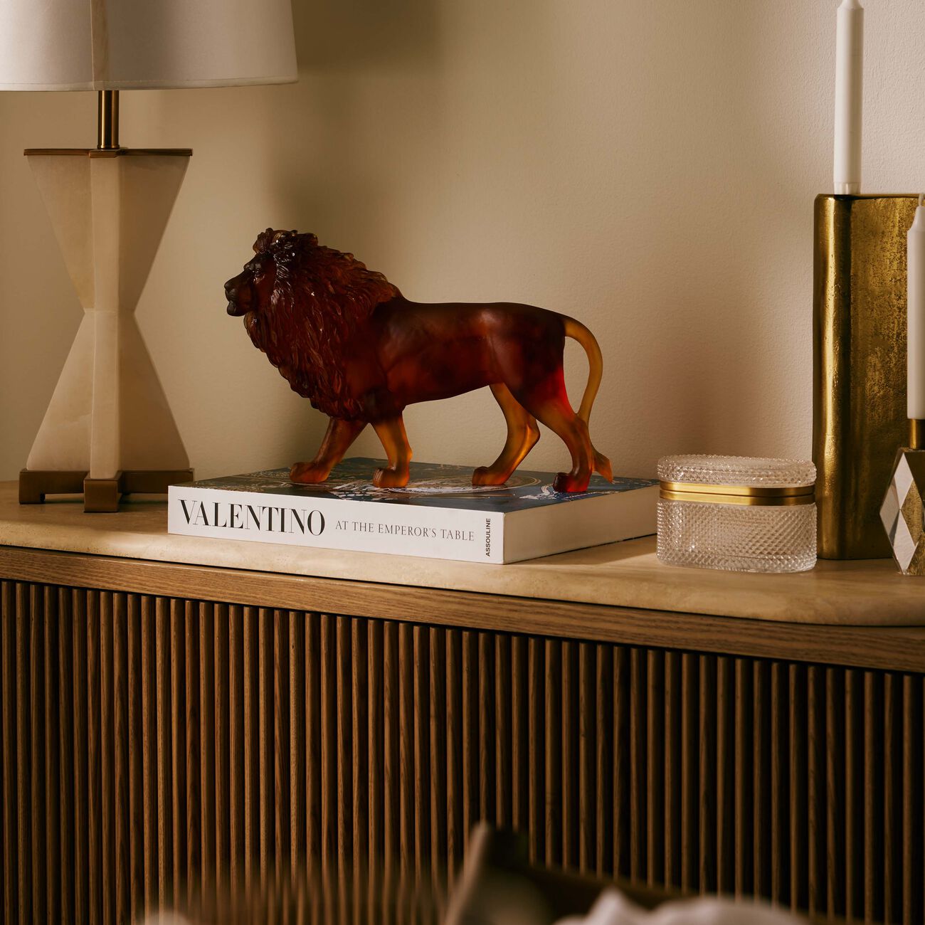 دوم منحوتة ساند لايون متوسطة برتقالية محدودة الإصدار