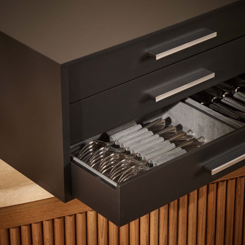 America 75 Piece Flatware Set with Ambassadeur Chest Silver Plated christofle america 75 piece flatware set with ambassadeur chest silver plated