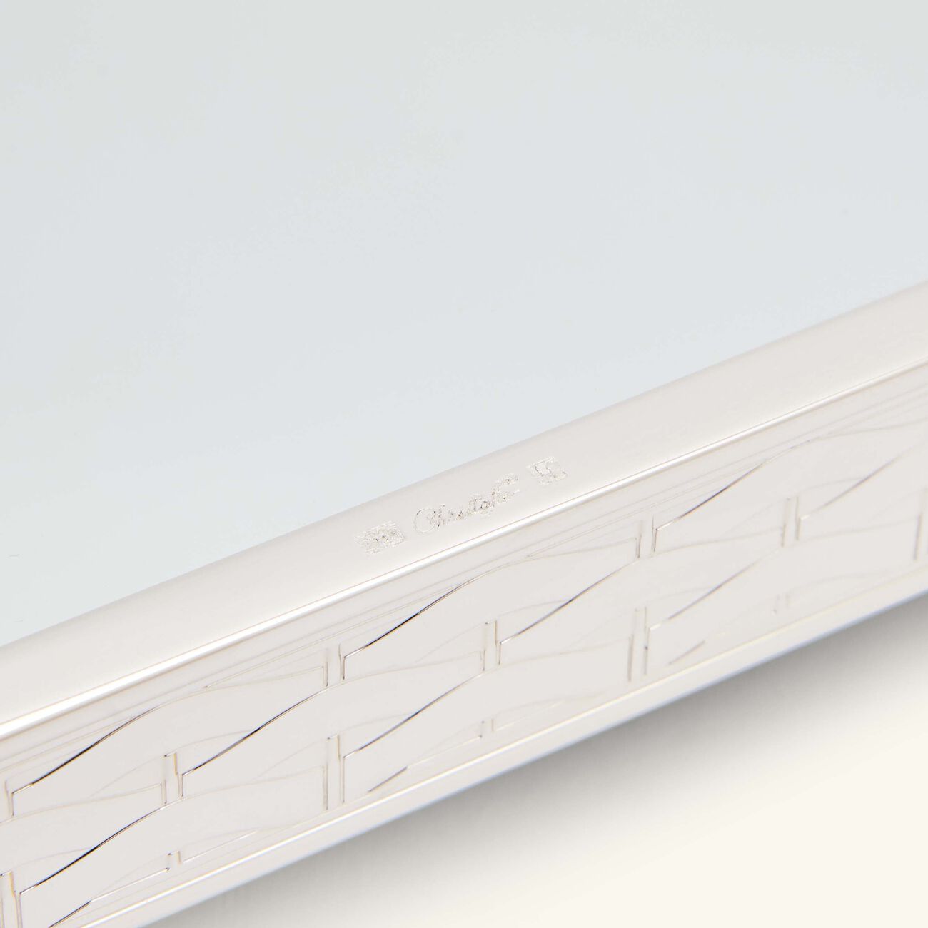 كريستوفل صينية الضيافة سيف دارجان على شكل نصف دائرة صغيرة فضية