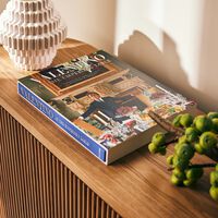 آسولين كتاب فالنتينو  على طاولة الإمبراطور 35 26 سم