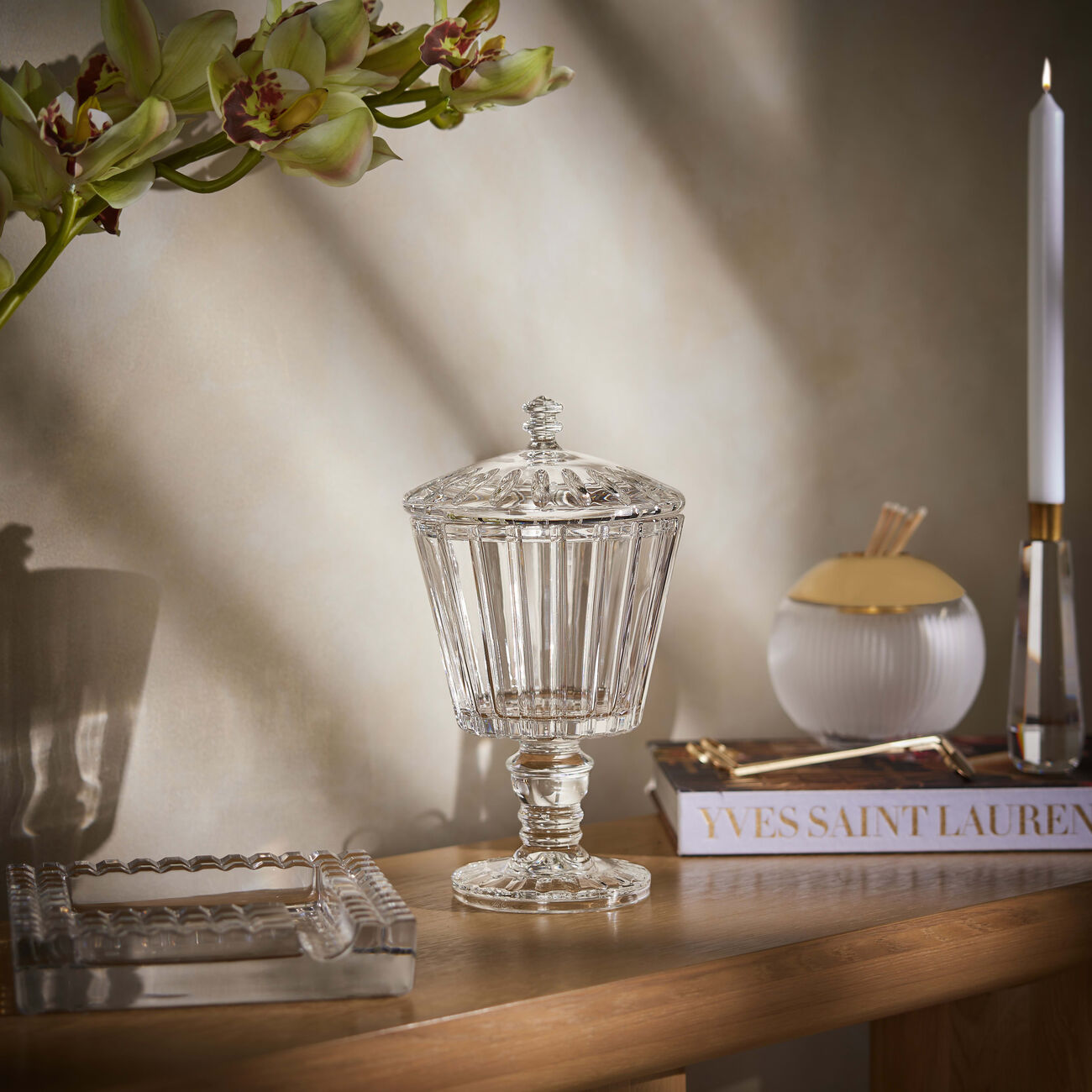 ماريو تشيوني مزهرية كانيت شفافة مع قاعدة مرتفعة