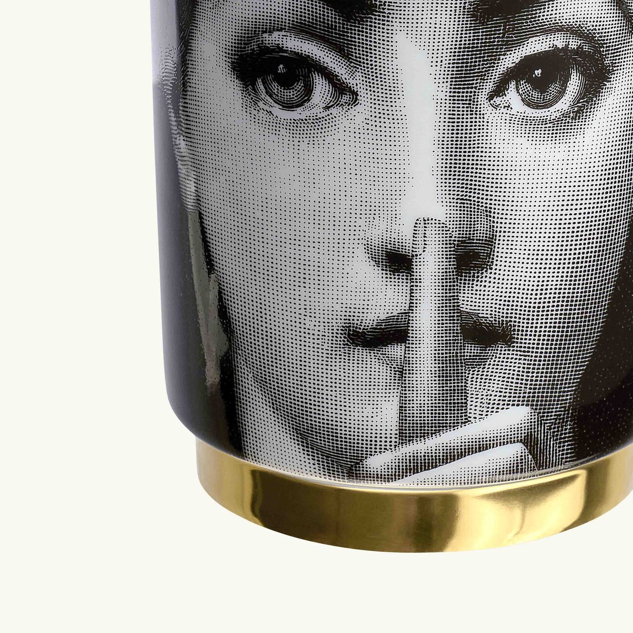 Immaginazione Silenzio Small Scented Candle fornasetti immaginazione silenzio small scented candle