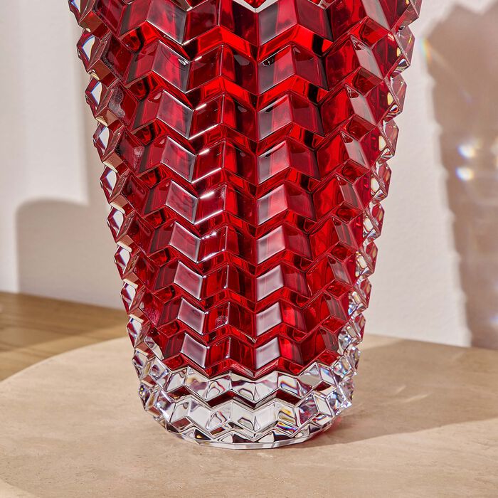 baccarat eye zigzag ii vase medium red