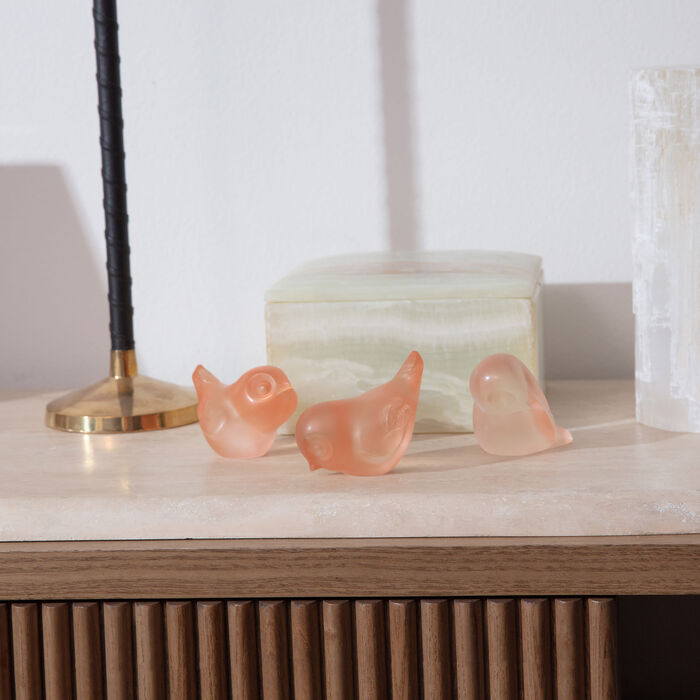 lalique piou head down sculpture small pink