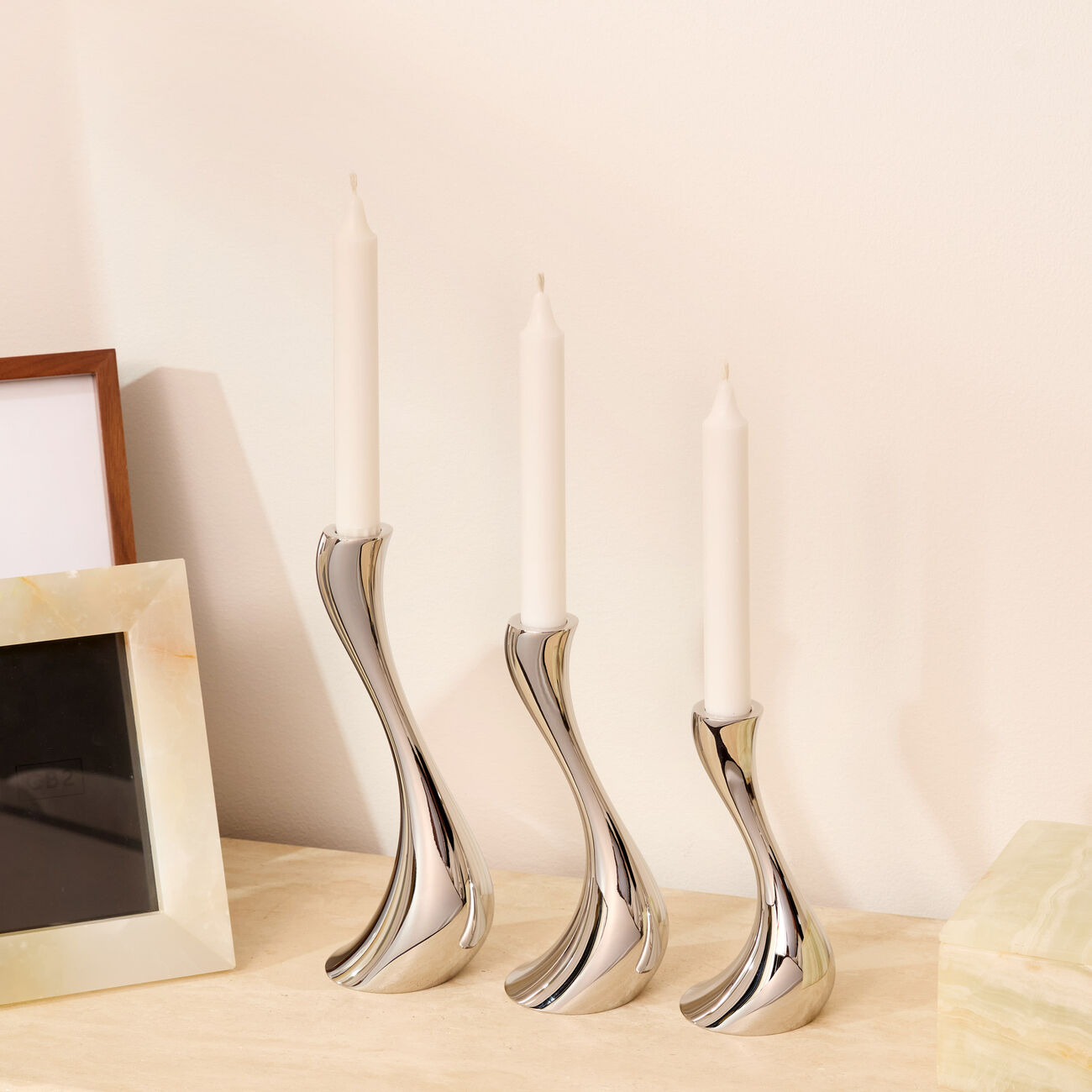 جورج جنسن مجموعة حامل الشموع كوبرا من ثلاث قطع