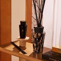 باوباب موزع العطر بيرلز أسود 2 ل