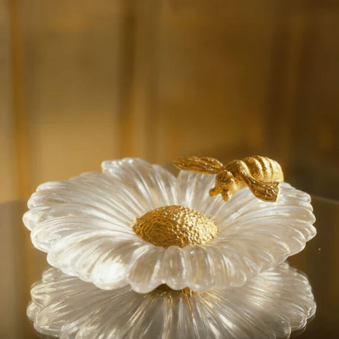 daum or d abeille flower figurine small white