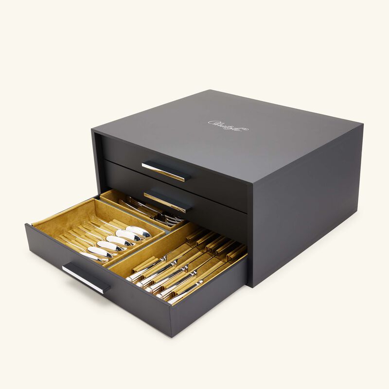 كريستوفل طقم الفضيات آريا مؤلف من 75 قطعة باللون الفضي  لـ12 شخصاً