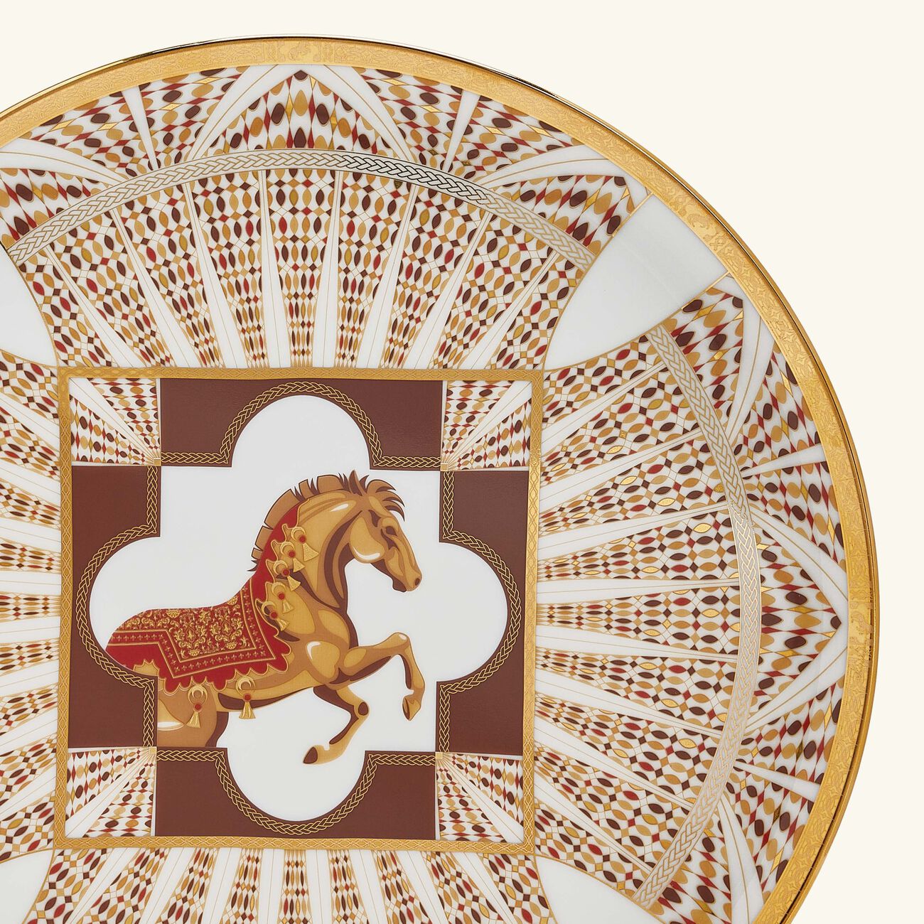 هافيلاند طبق التقديم الدائري كافالييه رويال باللون الذهبي 27 سم