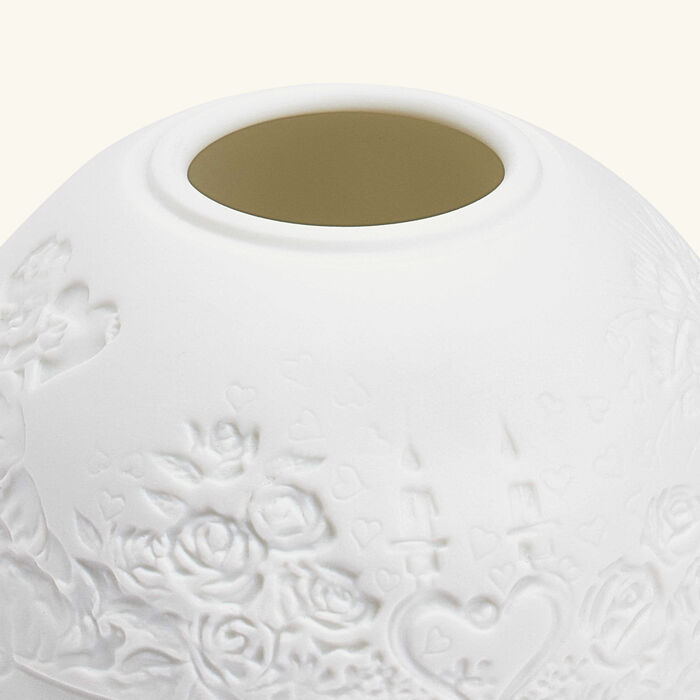 برناردو مصباح ليثوفاني آمور