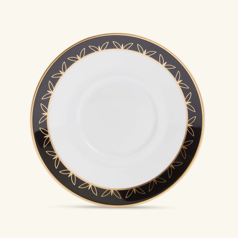 بينتو باريس فنجان القهوة كيوتو مع صحنه باللون الأبيض