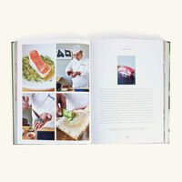 Sushi Shokunin Japan's Culinary Masters Book 33x25cm assouline sushi shokunin japan s culinary masters book 33x25cm