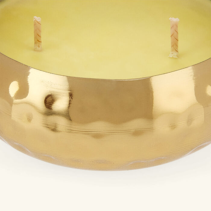 light of sakina urli sandwalood rose candle 200ml