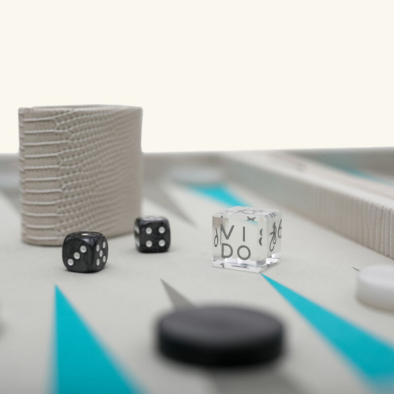 Lizard Backgammon Set Medium vido lizard backgammon set medium