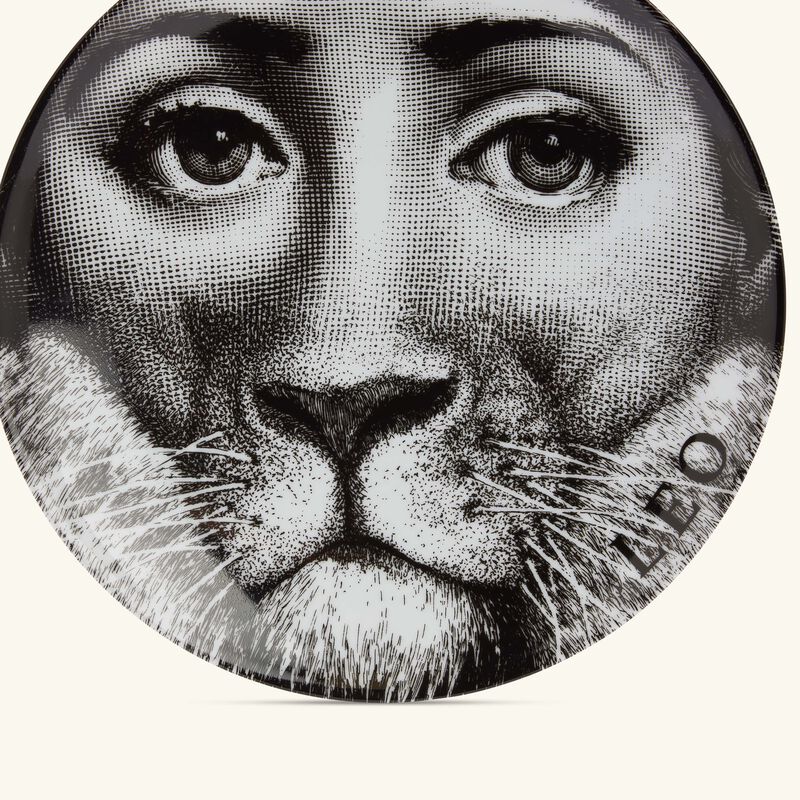 fornasetti tema e variazioni no 352 leo wall plate