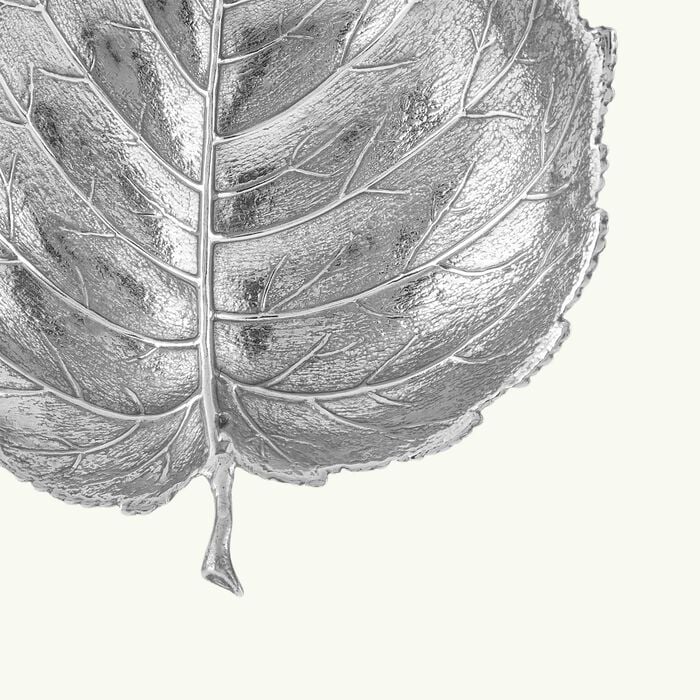 buccellati hazelnut leaf bowl small silver