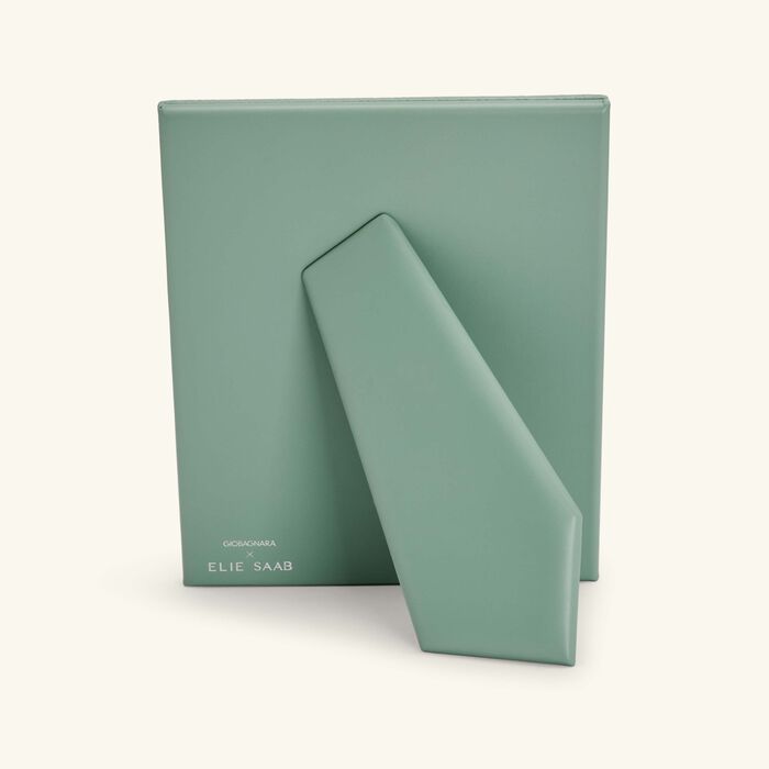 جيوبانيارا إطار الصور إيلي صعب مونوغرام أجاتا باللون الأخضر 27x21 سم