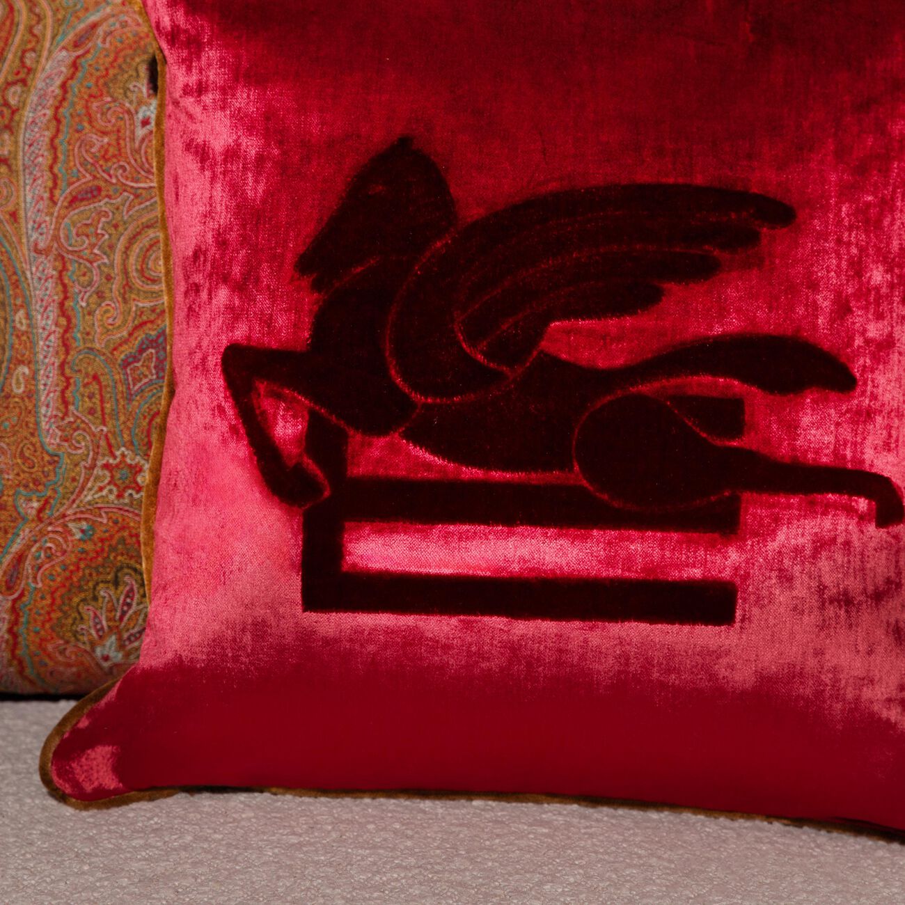 etro pegaso embroided cushion red