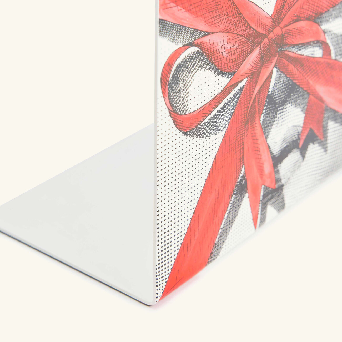 fornasetti tema e variazioni bookends