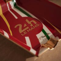 اس تي دوبون منفضة 24 إتش لو مان باللون الأحمر