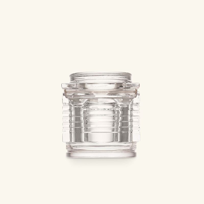 ماريو تشيوني علبة عود مربعة