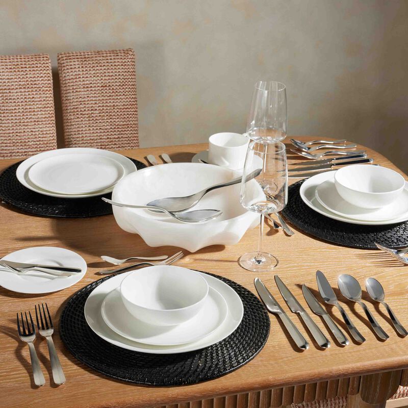 كريستوفل طقم الفضيات إنفيني مؤلف من 76 قطعة باللون الفضي