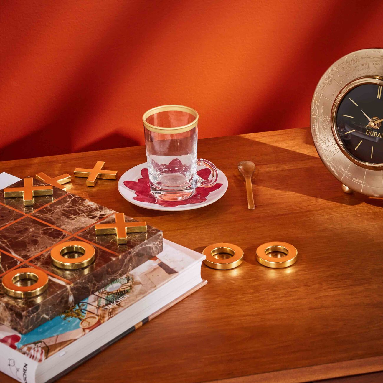 villari peacock tea cup   saucer red