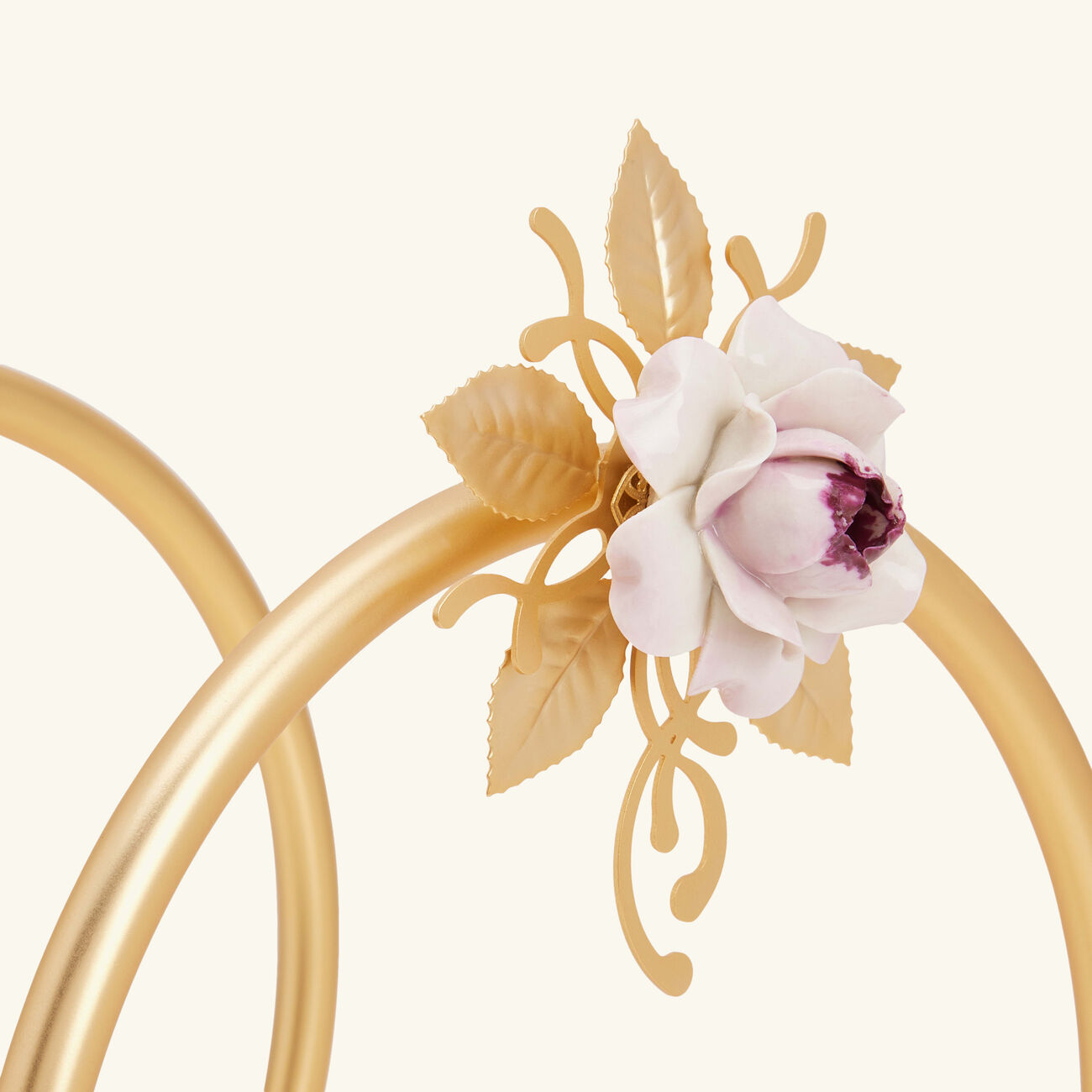 Extravaganza Cake Stand Gold villari extravaganza cake stand gold