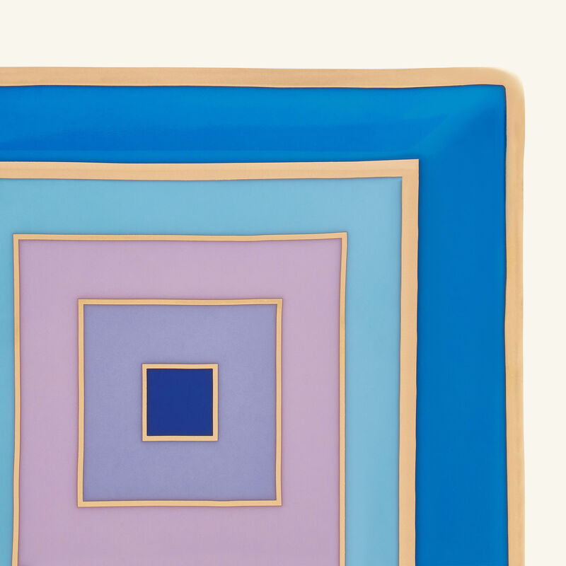 صينية الحلى والمجوهرات سكالا مربعة صغيرة زرقاء جوناثان أدلر صينية الحلى والمجوهرات سكالا مربعة صغيرة زرقاء