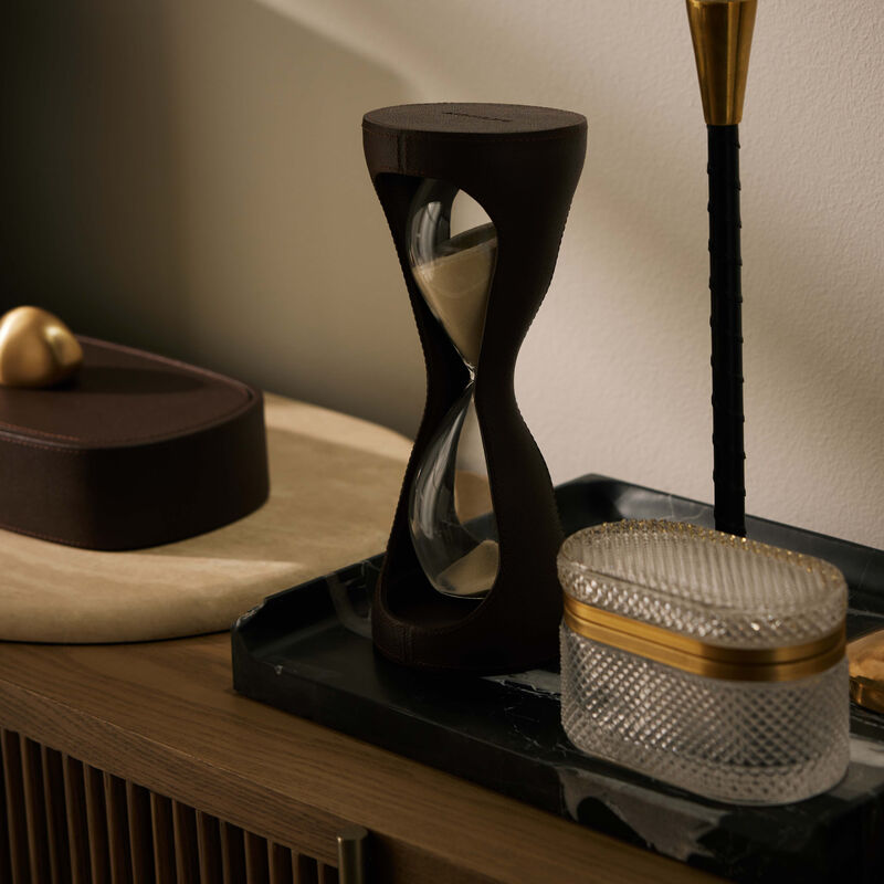 آسولين الساعة الرملية ميراج