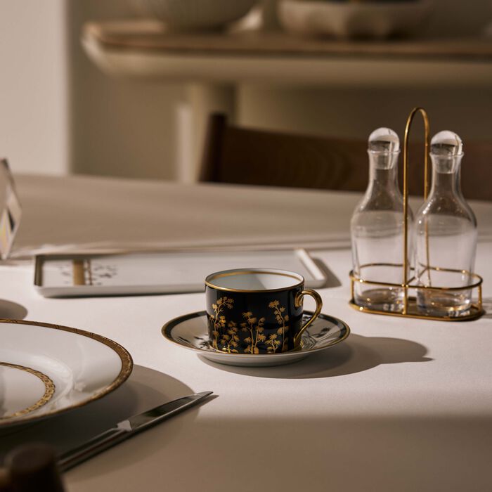 بينتو باريس فنجان الشاي كيوتو مع صحنه باللون الأسود