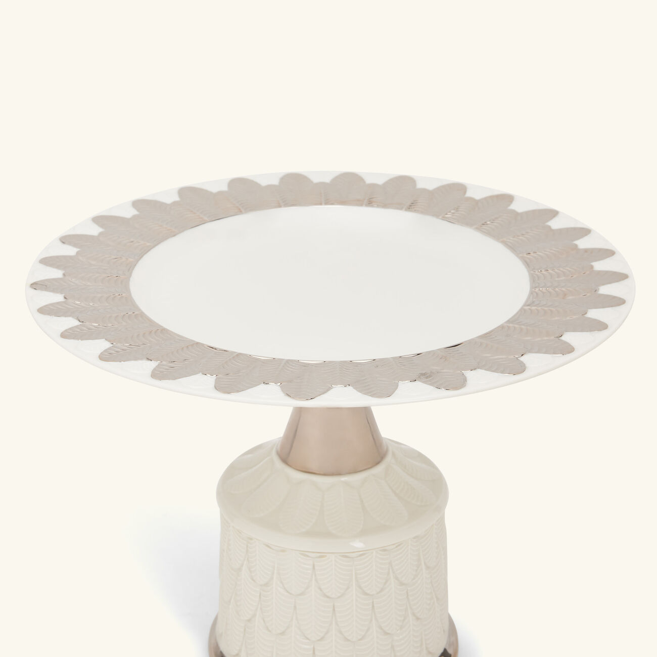 villari peacock cake stand