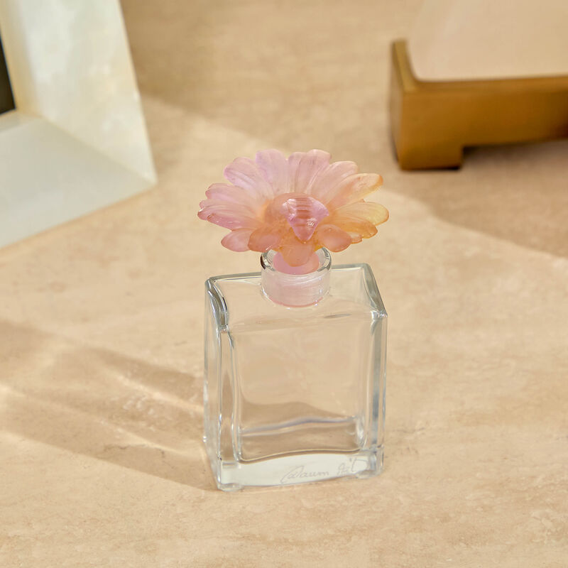 daum or d abeille perfume bottle