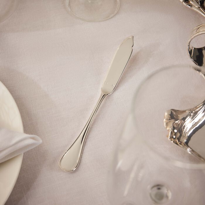 كريستوفل سكين السمك آلبي باللون الفضي