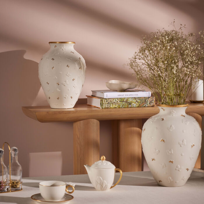 فيلاري مزهرية باترفلاي كبيرة بيضاء