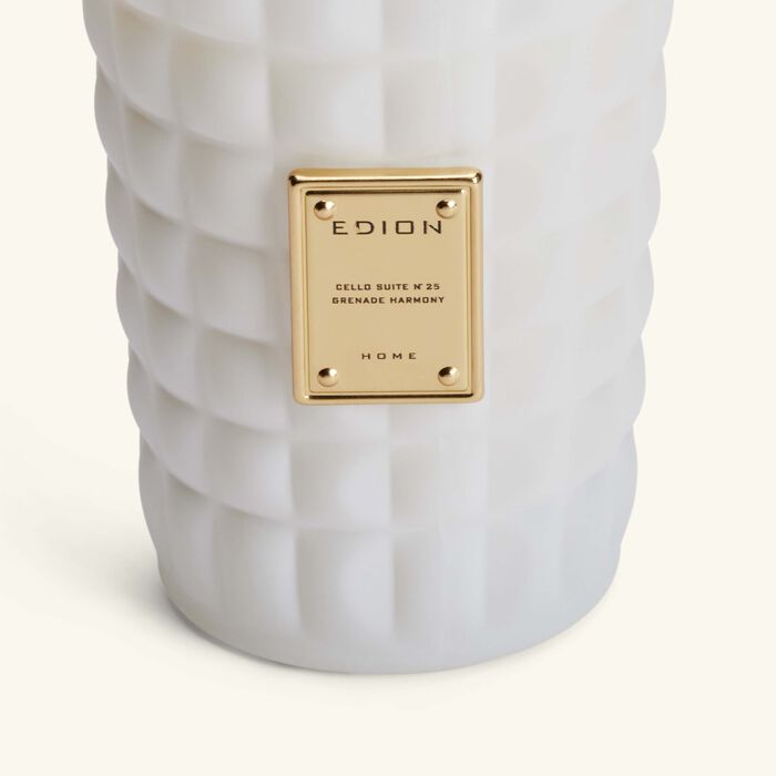 إديون الشمعة العطرية تشيلو سويت نمبر 25 جرينيد هارموني بيانكا   300 غ