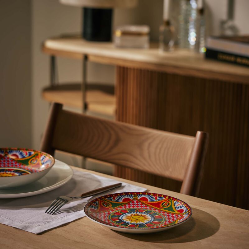 طقم كاريتو سان المؤلف من طبقين للحلويات بتصميم دائري 19 سم دولتشي أند غابانا كازا طقم كاريتو سان المؤلف من طبقين للحلويات بتصميم دائري 19 سم