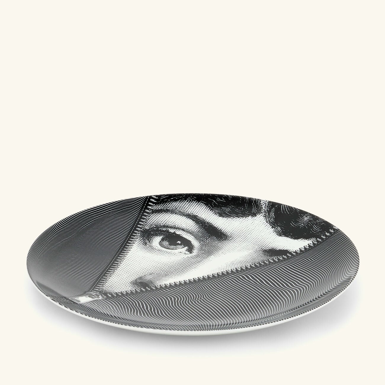 Tema e Variazioni no.401 Wall Plate fornasetti tema e variazioni no 401 wall plate