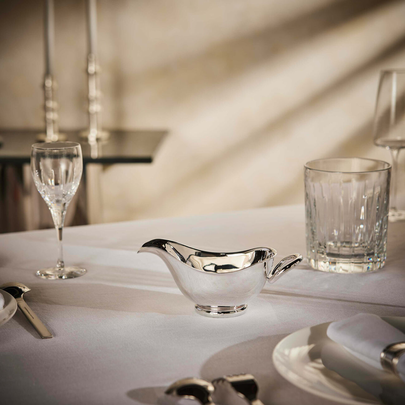 كريستوفل وعاء الصلصات فيرتيجو باللون الفضي