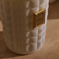 edion cello suite no 29 montecarlo night nero scented candle 500g